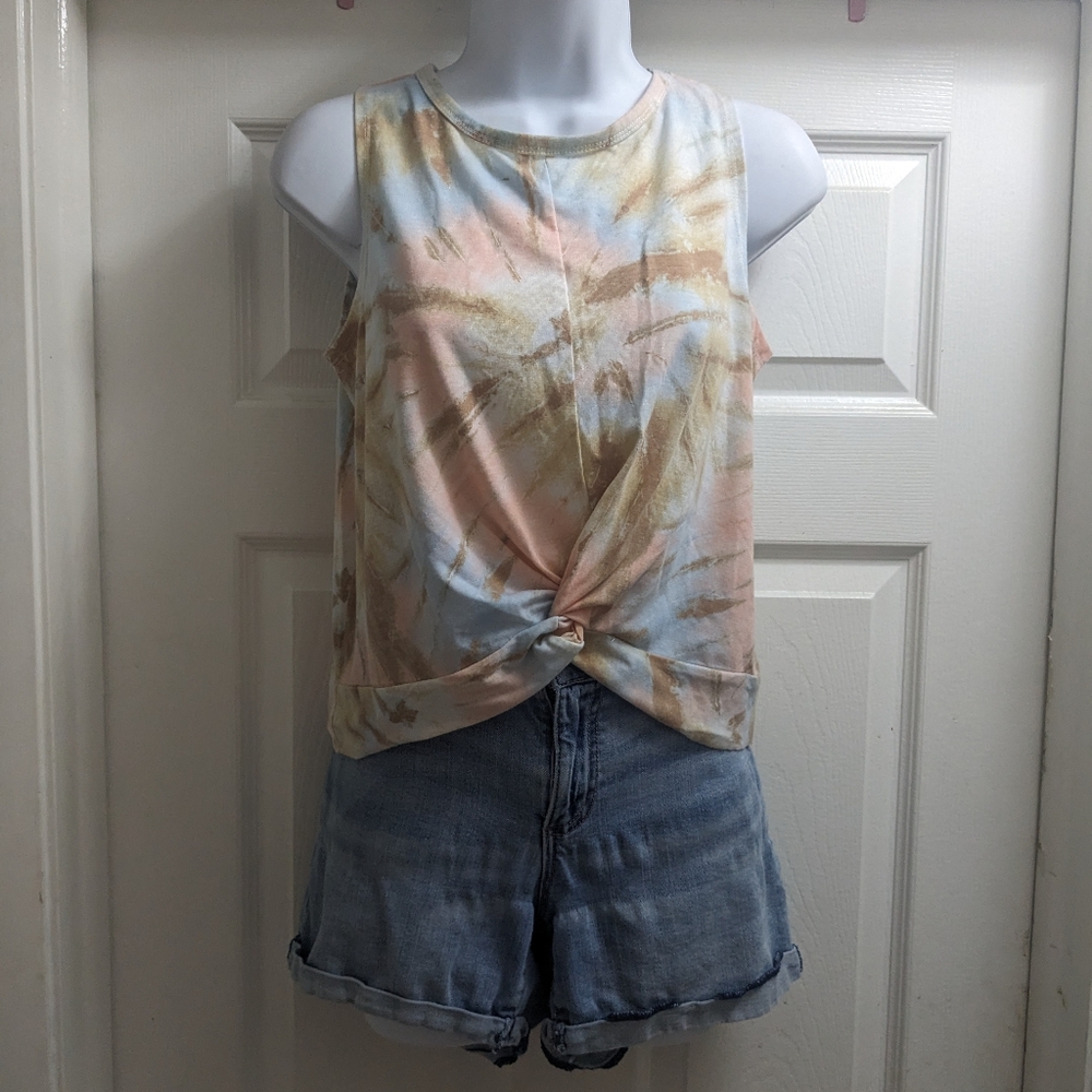 Cloud chaser t-shirt crop top